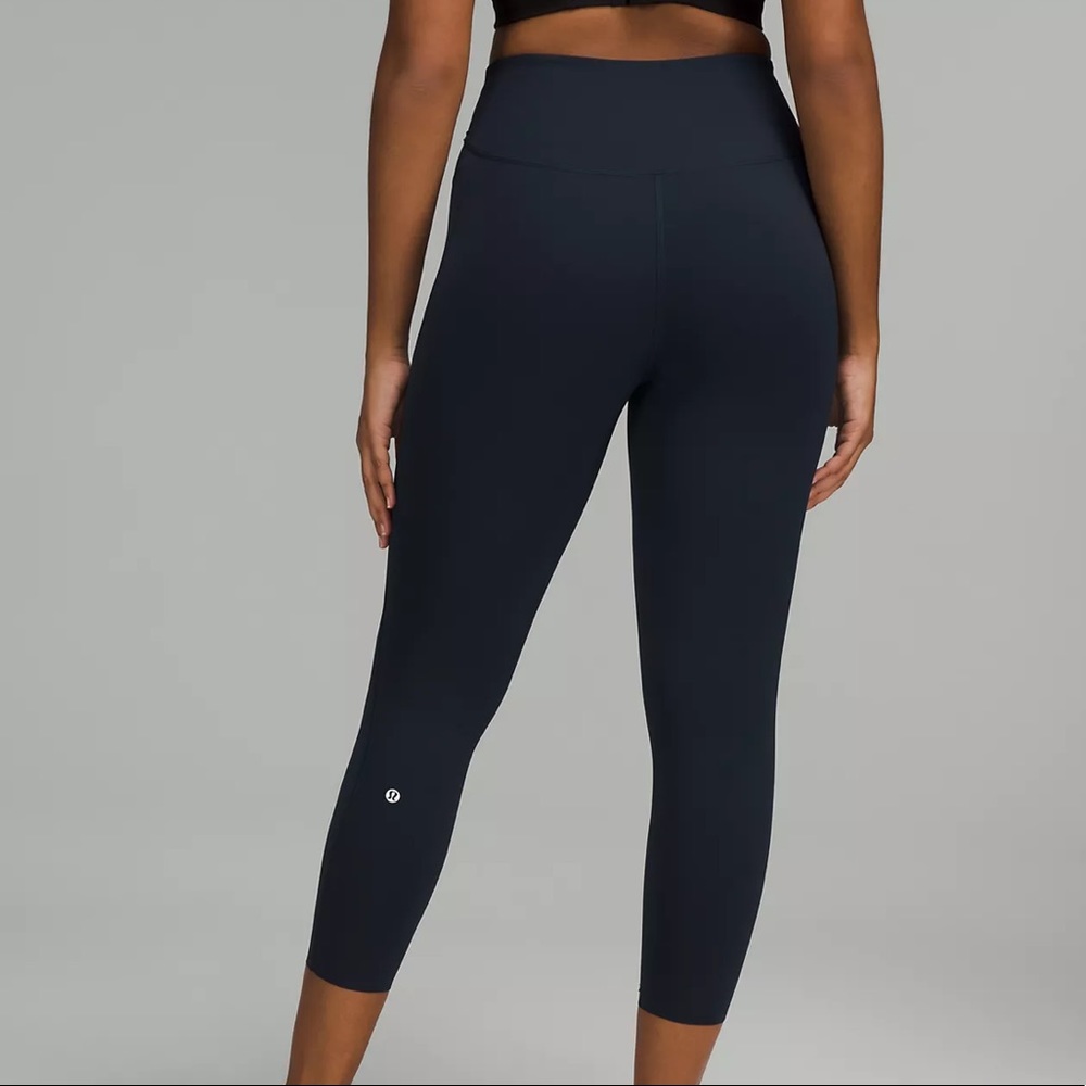 Closeout!▪️NWT Lululemon Base Pace HR Running Leggings 25” - Picture 3 of 7